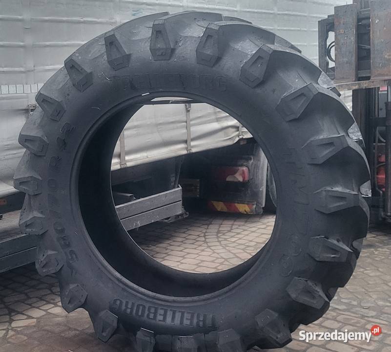 Opona Trelleborg TM700 58070R42