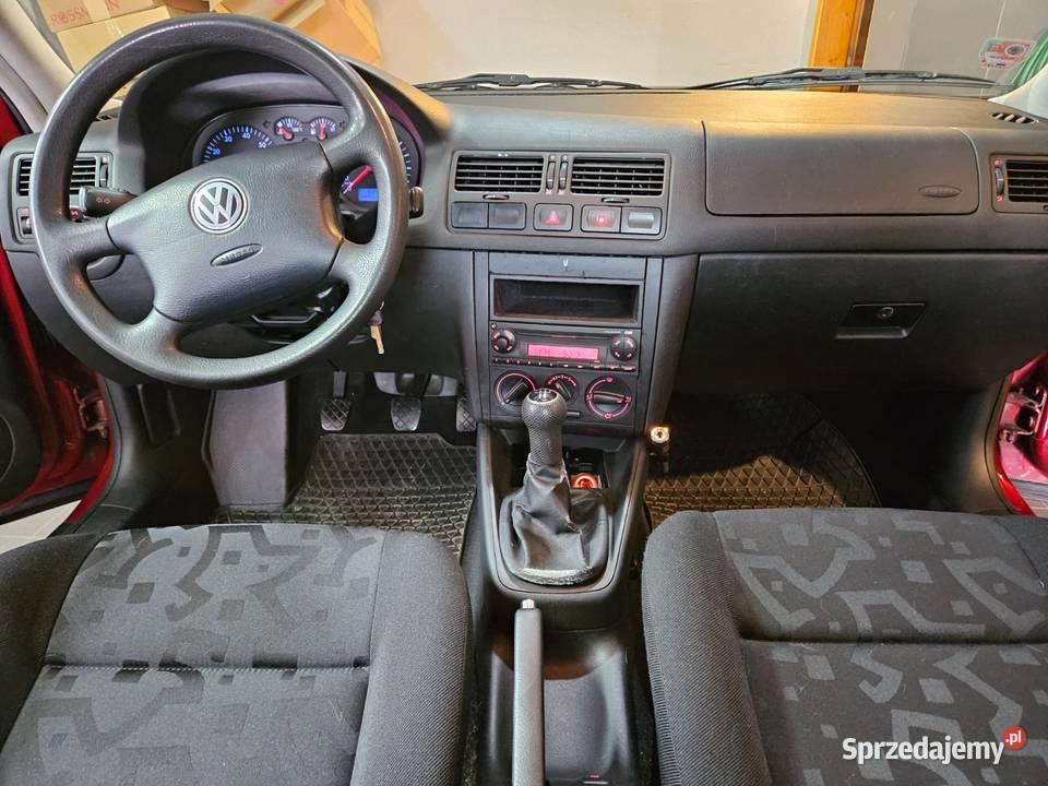 Sprzedam VW Bora sedan 16 SR 1999r