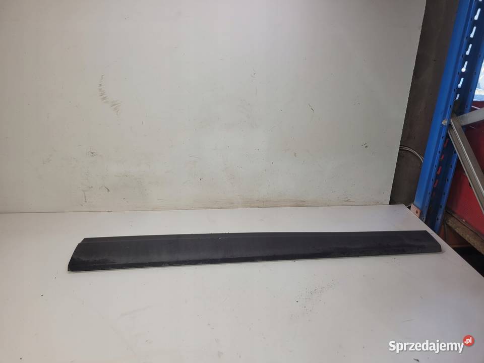 LISTWA DRZWI PRAWY PRZÓD AUDI Q5 8R 8R0853960D Przystajń sprzedam