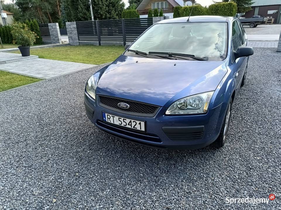 Ford Focus MK2 16 100 benzyna 2005