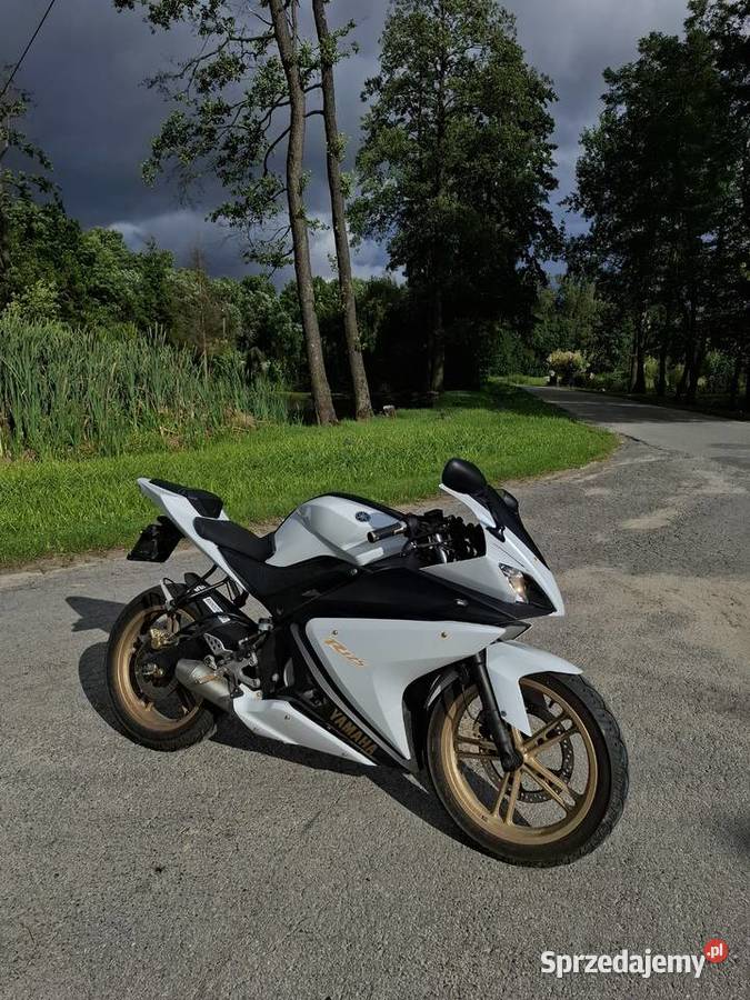 Yamaha yzf r125 pierwszy właściciel Iwaniska