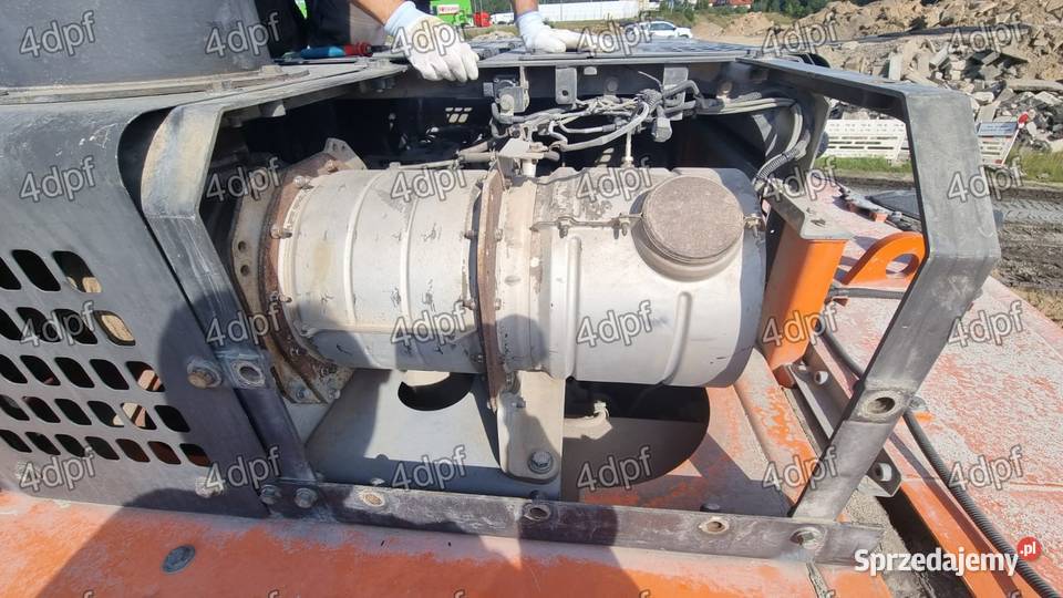 Usuwanie filtra DPF w Hitachi Isuzu
