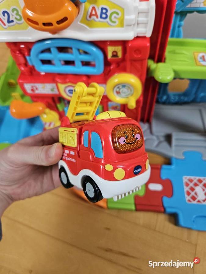 REMIZA TUT TUT na sprzedaż Kolejki i tory Rzeszów