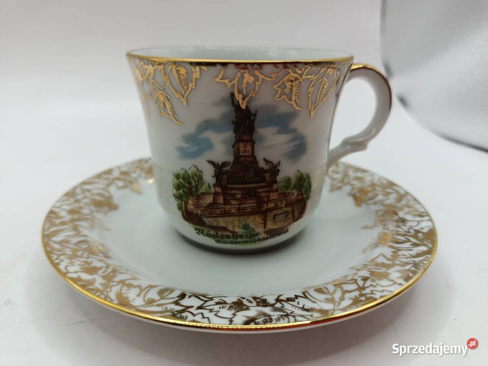Filiżanka ze spodkiem biała porcelana girlanda Zamość