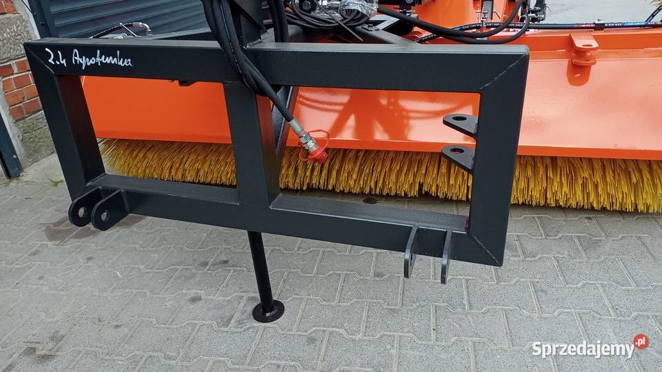 Zamiatarka drogowauliczna 14m24m sprzedam