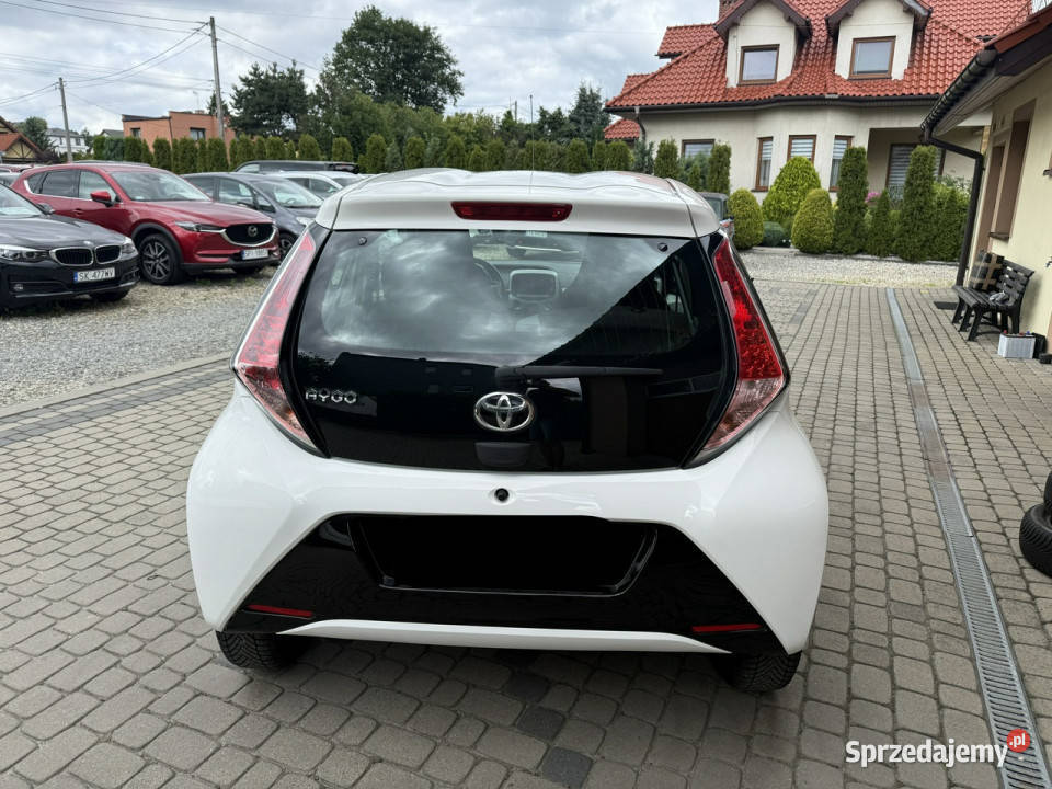 Toyota Aygo 10 69 Klimatyzacja Kamera Navi II ABS