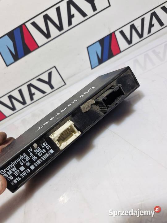 BMW E36 MODUŁ STEROWNIK KOMFORTU GRUNDMODUL IV