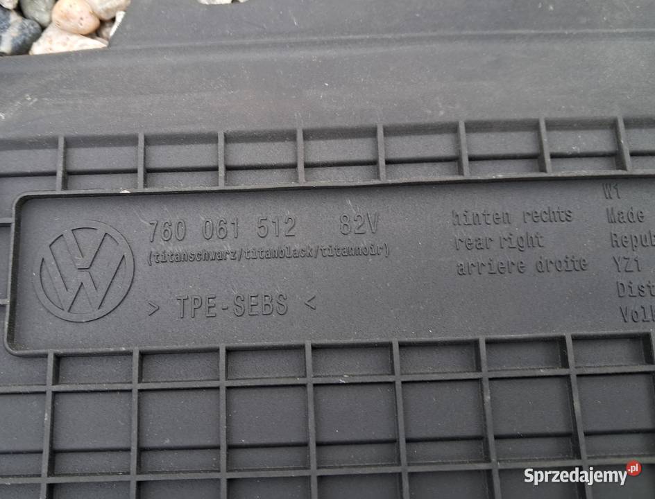 VW TOUAREG III DYWANIKI GUMOWE KPL ORYGINALNE dolnośląskie Wrocław