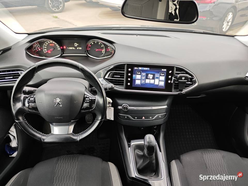 Hatchback 5d 12 PureTech 110 Manual2 x Klucz mazowieckie Warszawa