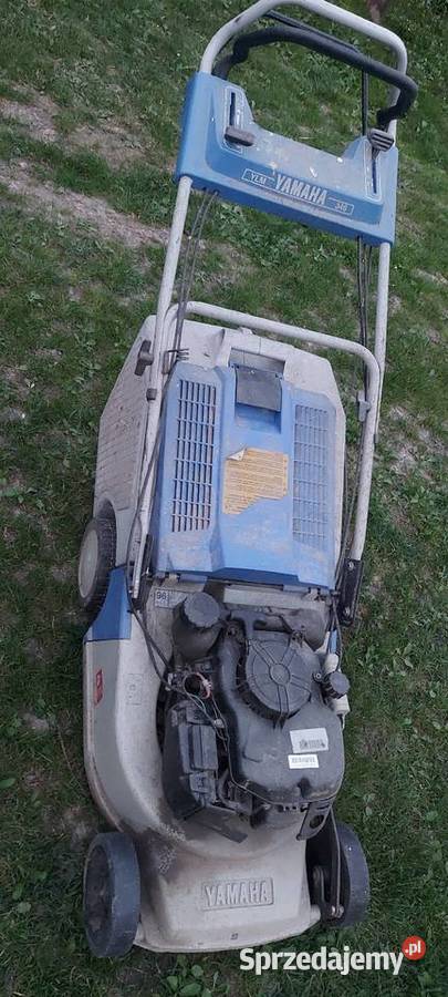 Kosiarka spalinowa yamaha z napędem na części Uchanie