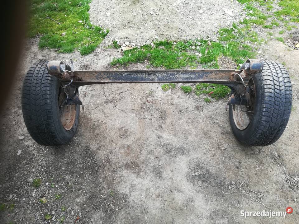 OŚ Z KOŁAMI Pozostałe Straszęcin