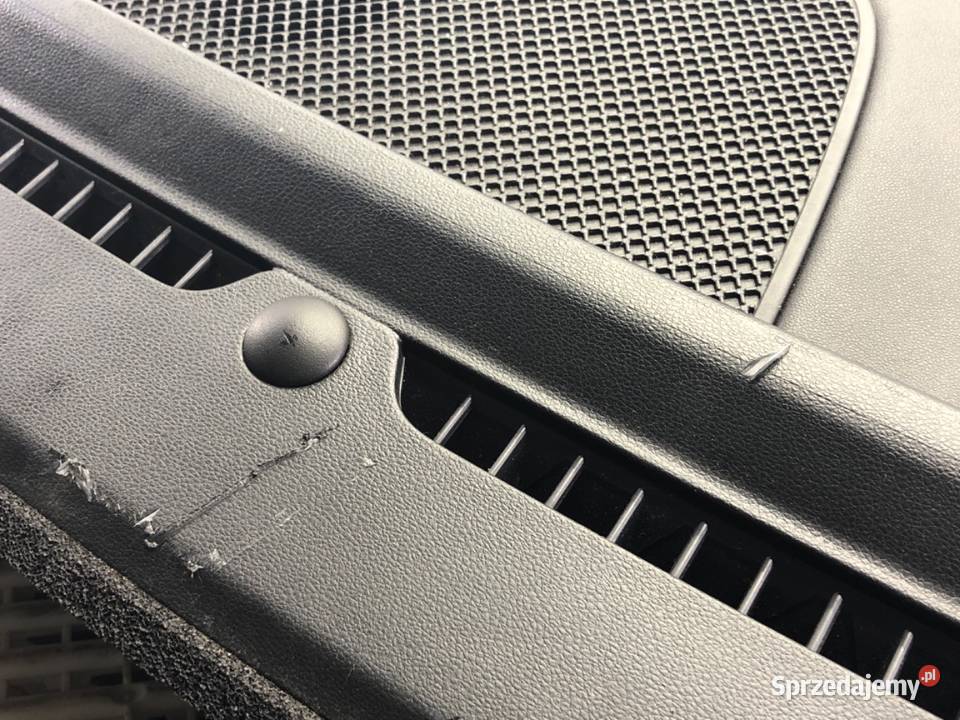 KOKPIT HYUNDAI TUCSON SUV KONSOLA DESKA