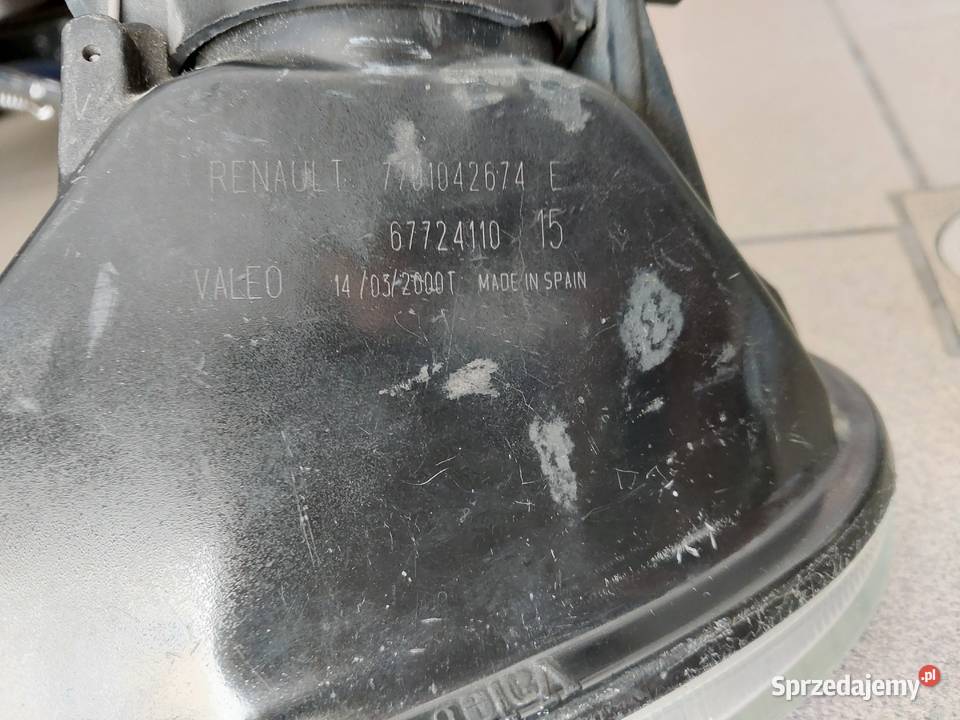 Lampa halogenowa Renault lewa nieuszkodzony