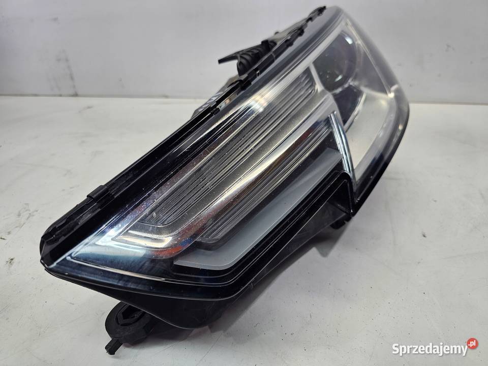 REFLEKTOR LEWY PRZÓD XENON LED AUDI A4 B9 Przystajń sprzedam