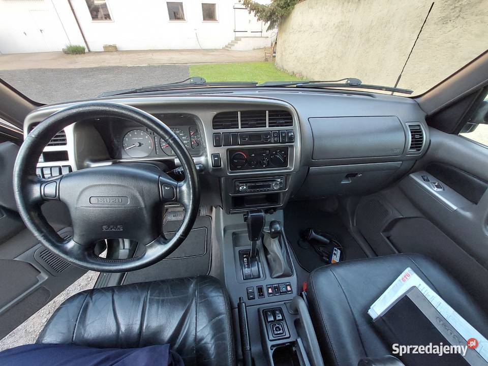 Isuzu Trooper 35 V6 Monterey 4x4 LPG zabudowa Trooper Wilkowyja