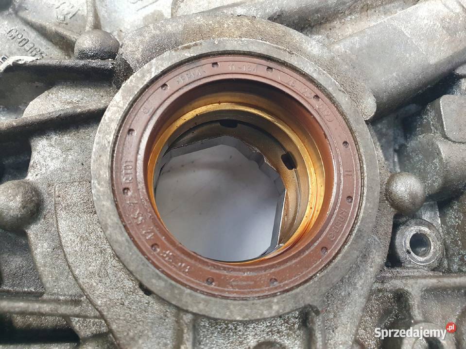 POMPA OLEJU Opel Astra J Meriva B Corsa D 14 T osobowe Chełm sprzedam