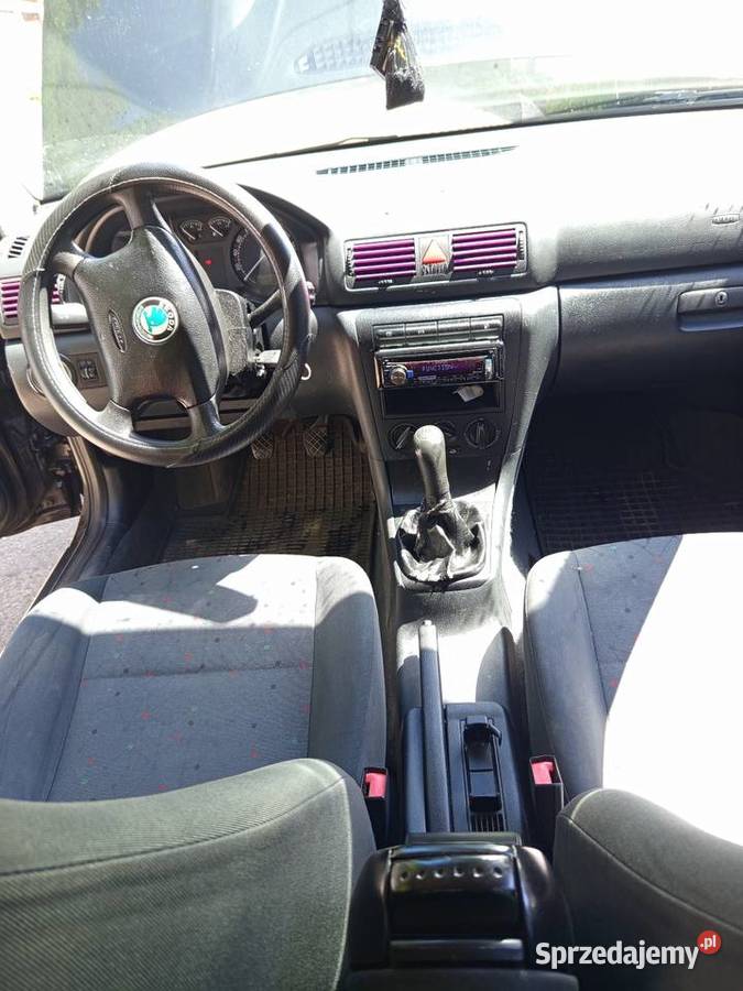 Sprzedam Skoda Octavia 20 benzyna sprzedam