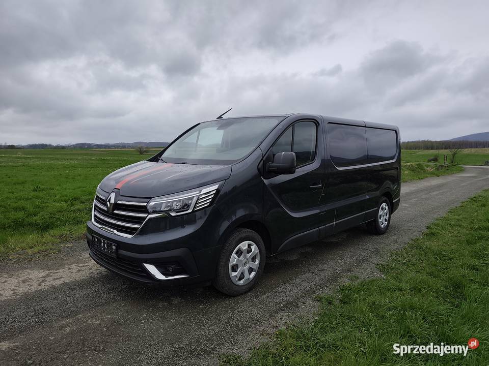 Renault Trafic 20 2022 niski przebieg nieuszkodzony podkarpackie Kostarowce