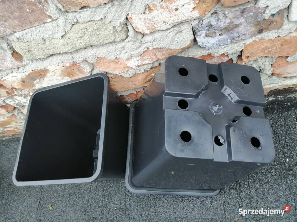 Doniczki produkcyjne P25 11L 1 25x25x26