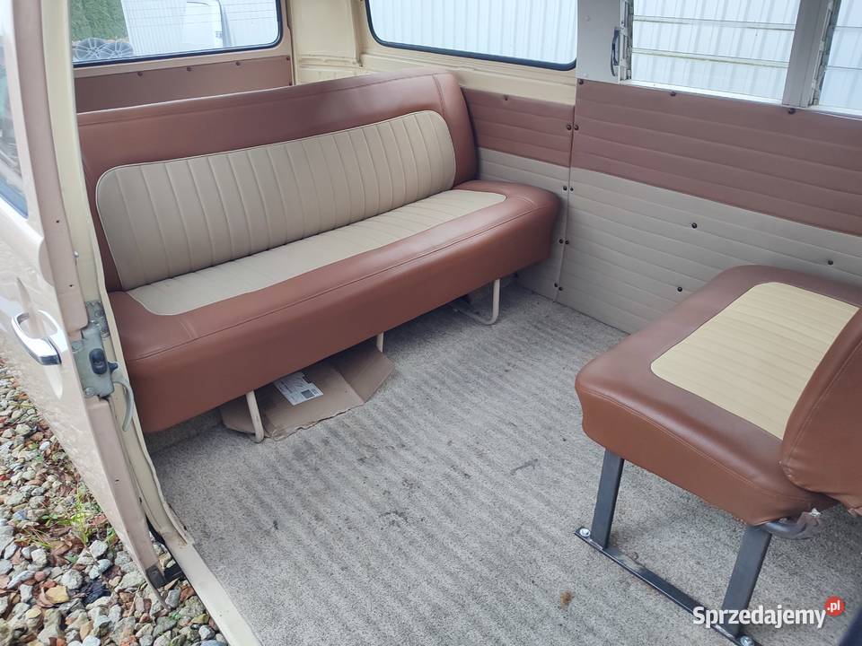 Volkswagen VW T2 Ogórek Bus Bulik Transporter Lublin