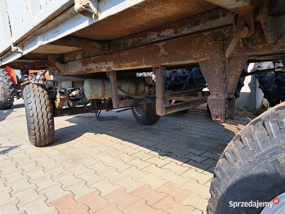 Przyczepa rolnicza dwuosiowa wywrotka kiper Przyczepy rolnicze