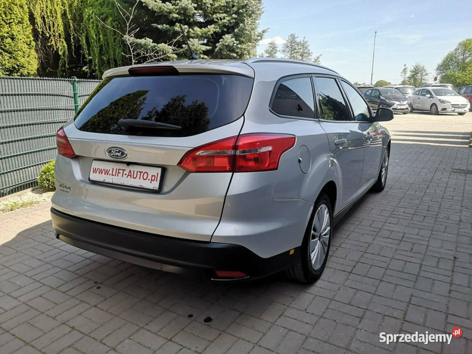Ford Focus 15 TDCI 120 Klima Tempomat Halogeny