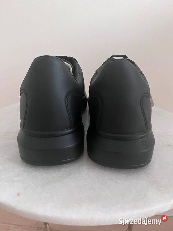 Męskie sneakersy GUESS skóra naturalna Sportowe Wrocław sprzedam