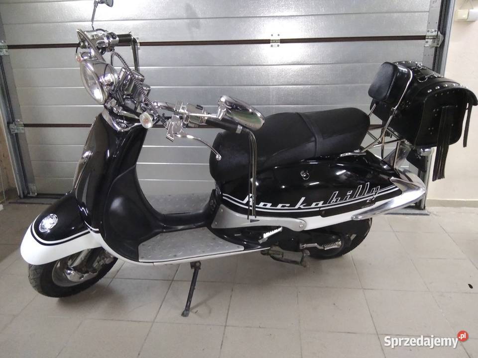 Skuter retro 50 Puńców