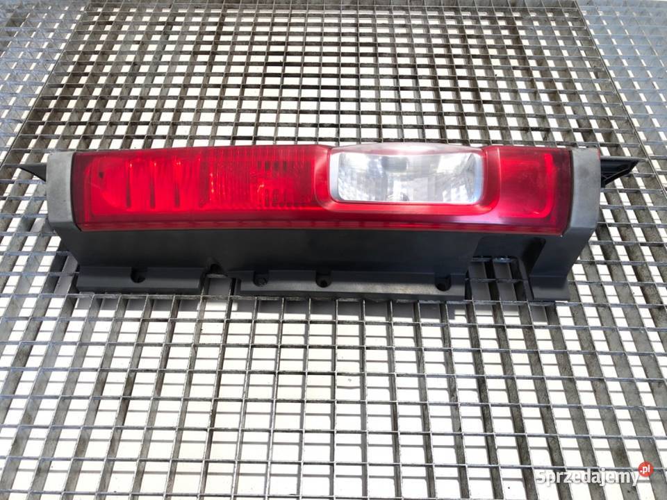 LAMPA PRAWY TYŁ OPEL VIVARO A Hatchback 0114 sprzedam