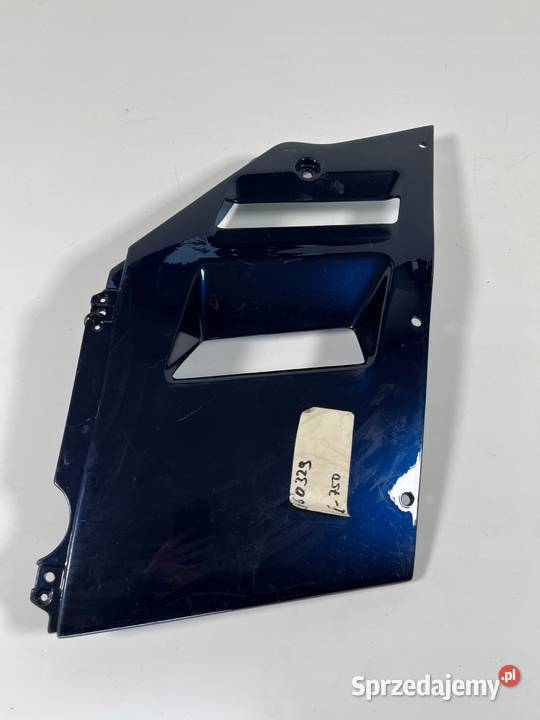 SUZUKI GSXR 750 8892 Owiewka Osłona Bok L Łobżenica