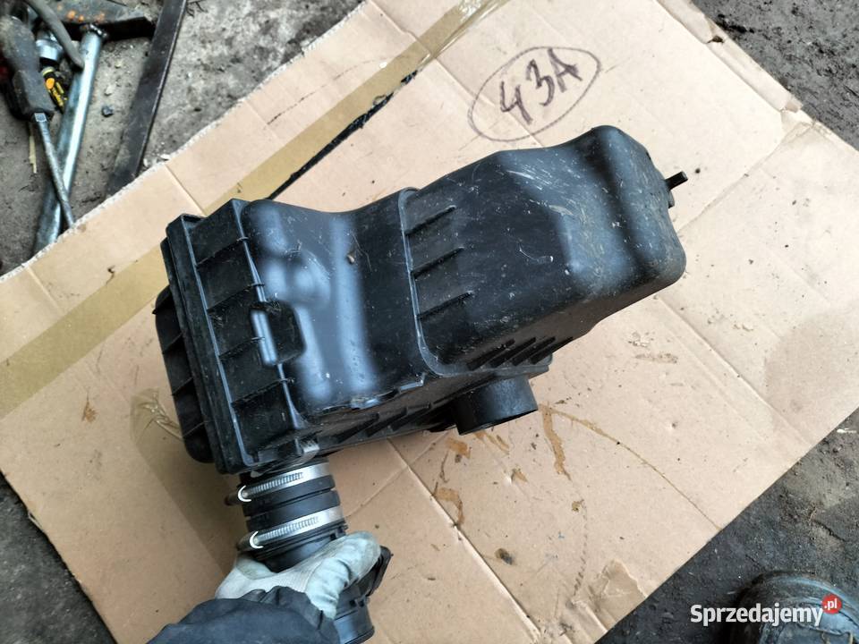 AGILA A 10 OBUDOWA FILTRA POWIETRZA osobowe Kamień-Kolonia sprzedam