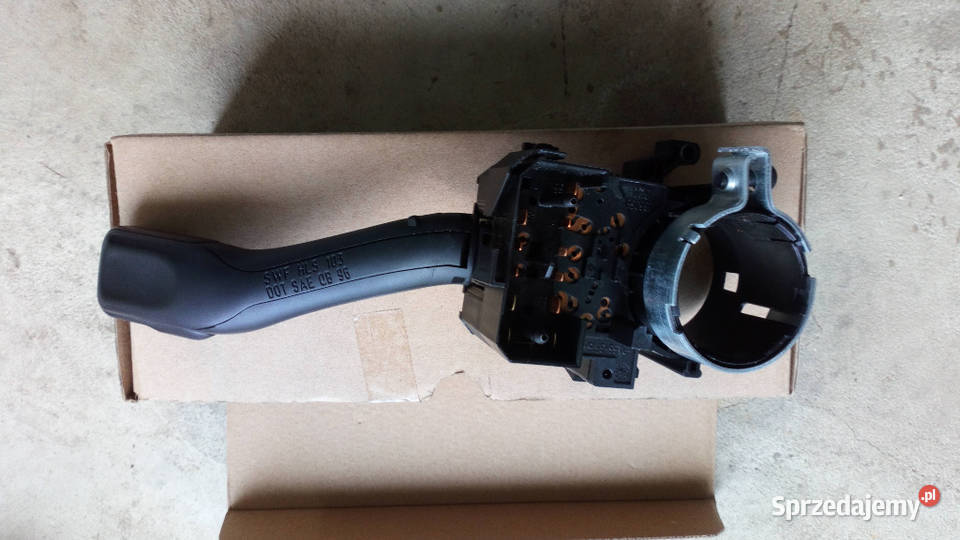 Przełącznik kierunkowskazów Audi A3 Skoda Luzino