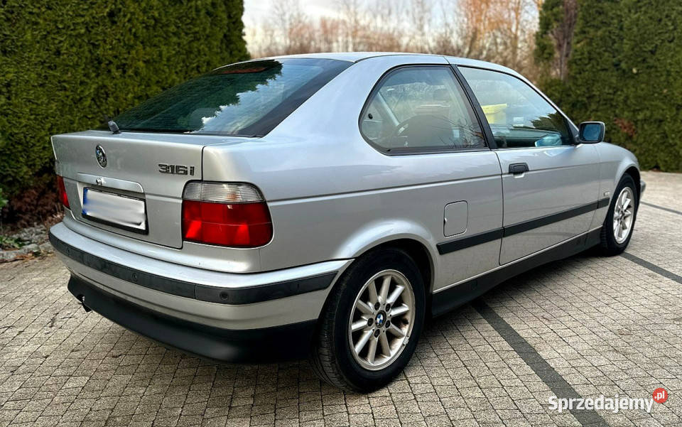 BMW 316 BMW e36 316i 19 105 Bogata Wersja Klima ASR (kontrola trakcji) Wrocław