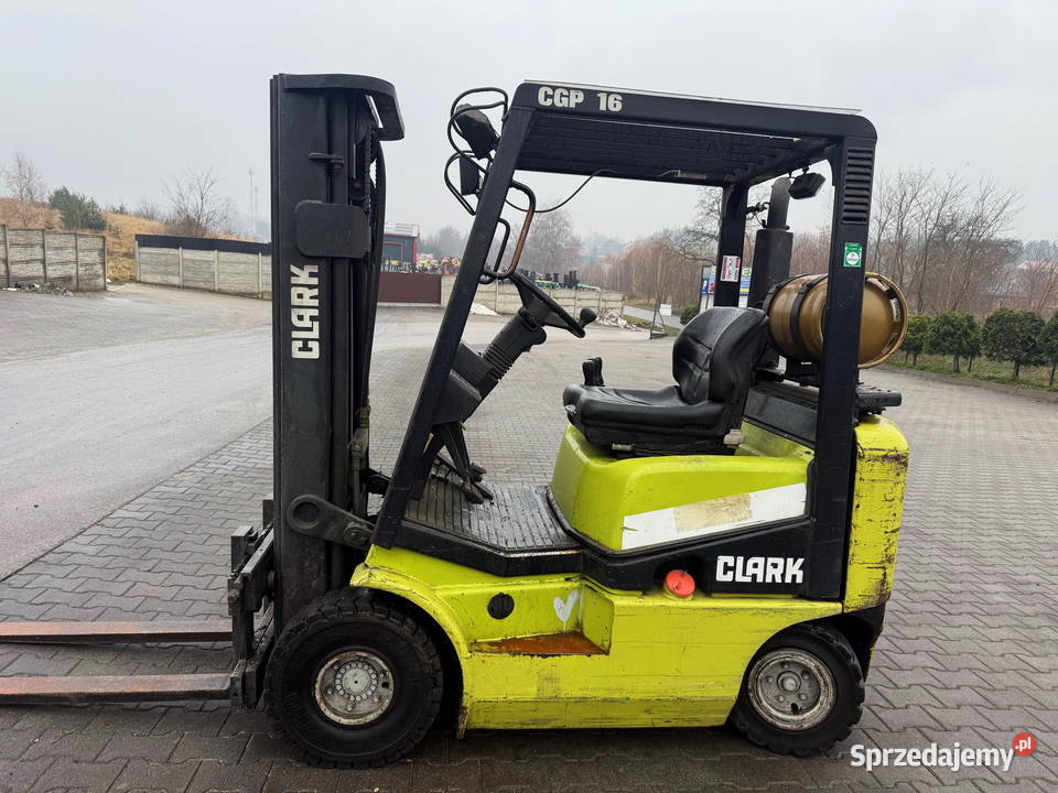 wózek widłowy CLARK CGP16 VW LPG Triplex 44m Działoszyn