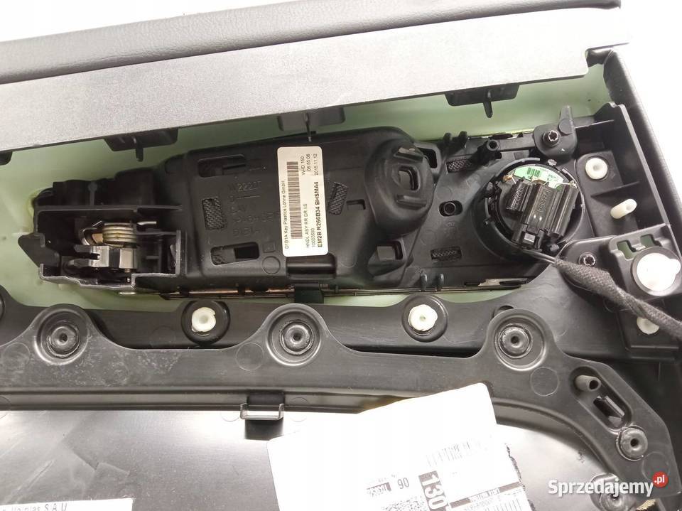 TAPICERKA BOCZEK PRAWY TYŁ EM2BR27472A Ford