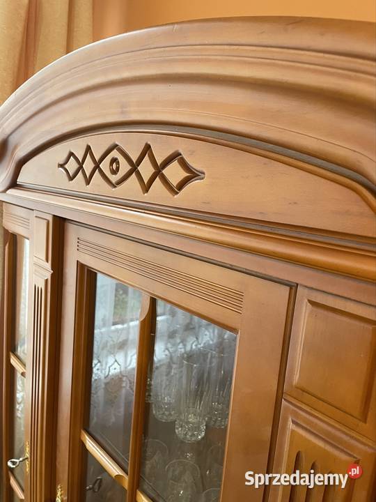 Meble do salonu ze stołem rozkładanym warmińsko-mazurskie