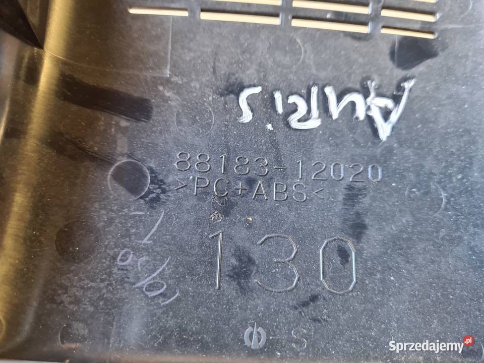 Toyota Auris II E18 osłona obudowa kamery szyby dolnośląskie Legnica