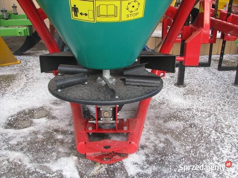 Rozsiewacz PronarFD1M05 500 L WYPRZEDAZ Opoczno sprzedam