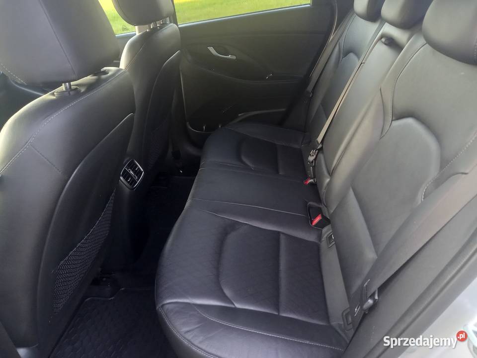 Hyundai i30 16 CRDI 136 FUL ORYGINAŁ SUPER diesel Mniów