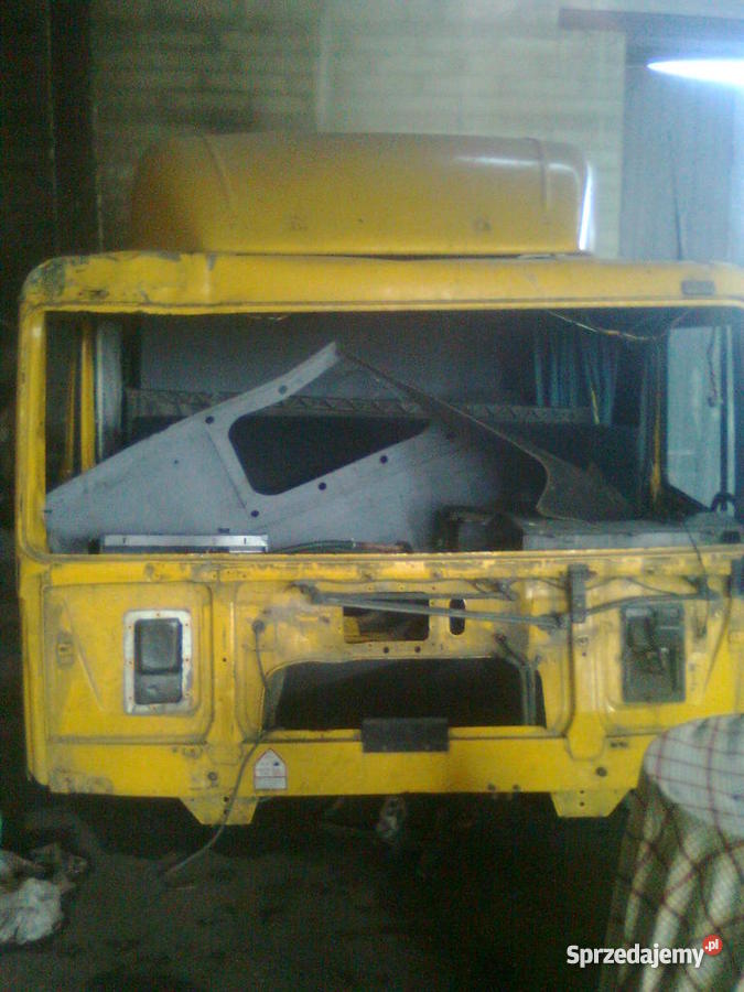 Kabina daf 95 xf z owiewką dachową