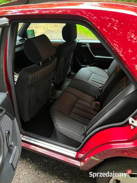 MercedesBenz W124 23 Pilica