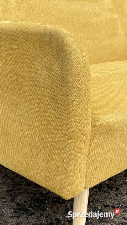 Mała sofa na zwężanych nogach design Sofy i kanapy zachodniopomorskie Gryfice