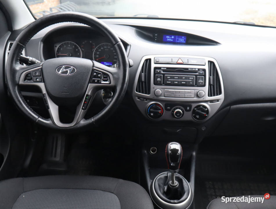 Hyundai i20 12 62KM mazowieckie Piaseczno
