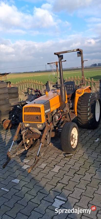 Ciągnik rolniczy sadowniczy 4x4 renault 2440 d Rolnictwo Ostrów Wielkopolski