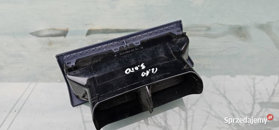 Kratka nawiewu środkowa niebieska mercedes w210 Zbąszyń