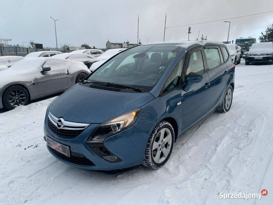 Opel Zafira 14i turbo gaz 7os Panorama centralny zamek Gdańsk