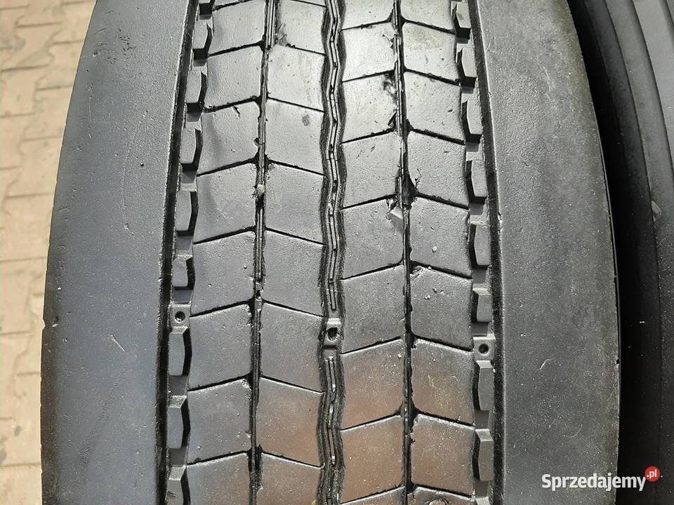 Opona używana ciężarowa 31570R225 MICHELIN L do 120 km/h Ciężarowe