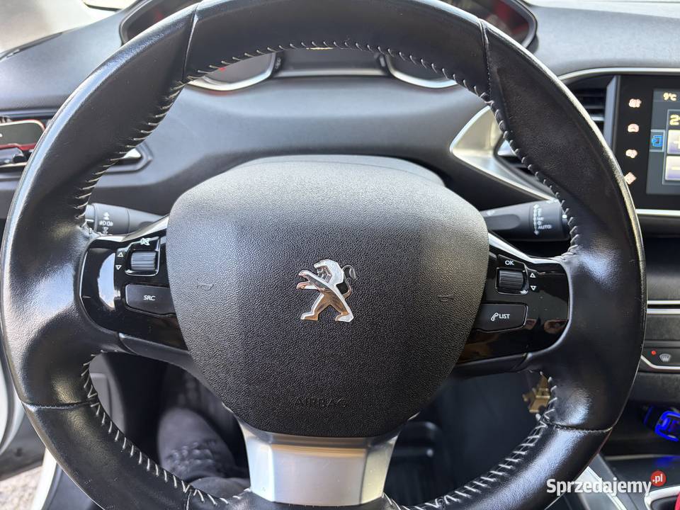 Peugeot 308 SW Automat Panorama