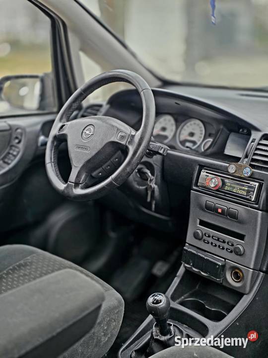 Opel Zafira 177 miejsc zadbany Zafira Łańcut
