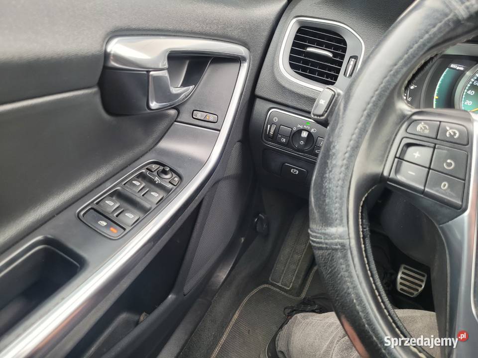 Volvo V60 2015r w wersji SUMMUM z pakietem Sokoły